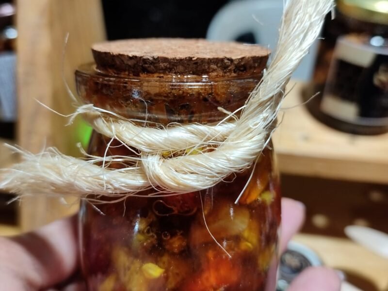 Produtos derivados de mel, propolis, cera, apitoxina